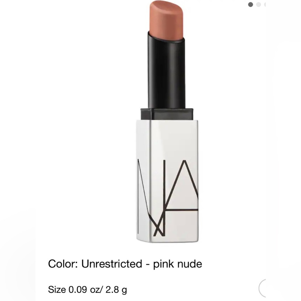 -SOLD——— *NWT* Soft Matte Tinted Lip Balm in Unrestricted.